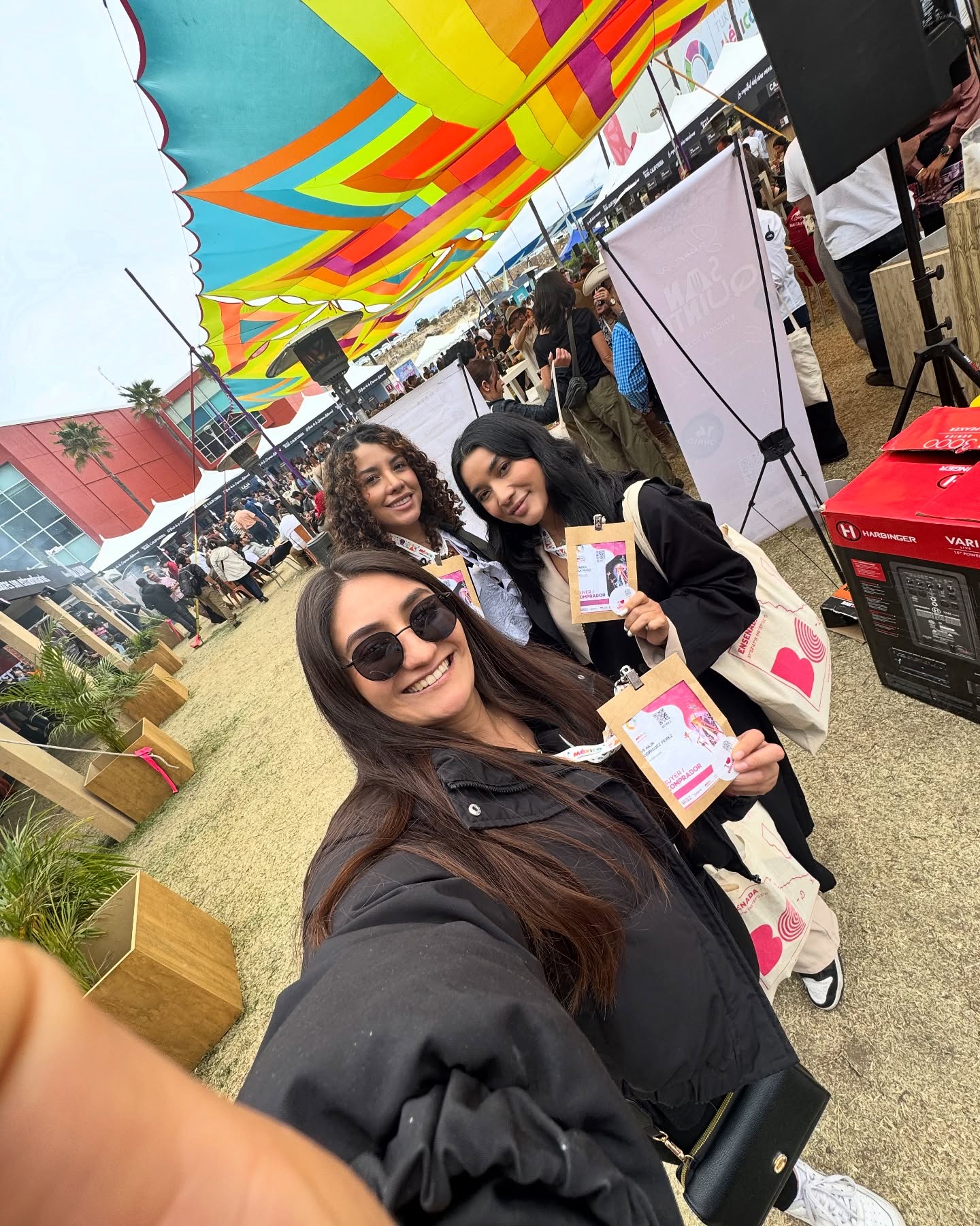 Equipo Paisana Viajera en evento turístico